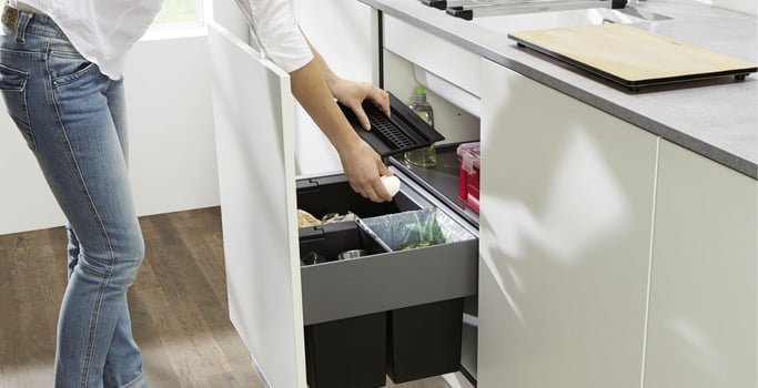 muelltrennsystem-top-schienen-schneidbrett-unterbau-image-1280w-656h-1